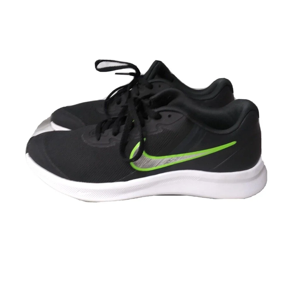 Nike Star Runner 3 Shoes Size 7 Y Sneakers Grade School Black Green